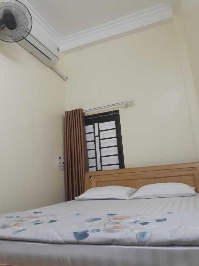 Train Station Backpackers Hostel Нин Бин Екстериор снимка